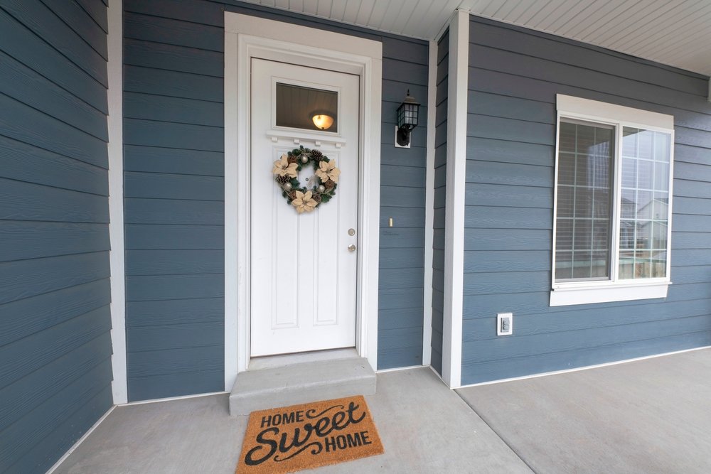 How to Boost Curb Appeal with Trendy Siding Colors and Textures